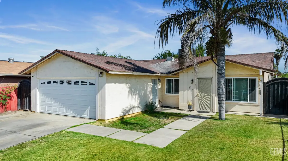 1016 IRIS STREET, Wasco, CA 93280 - #1