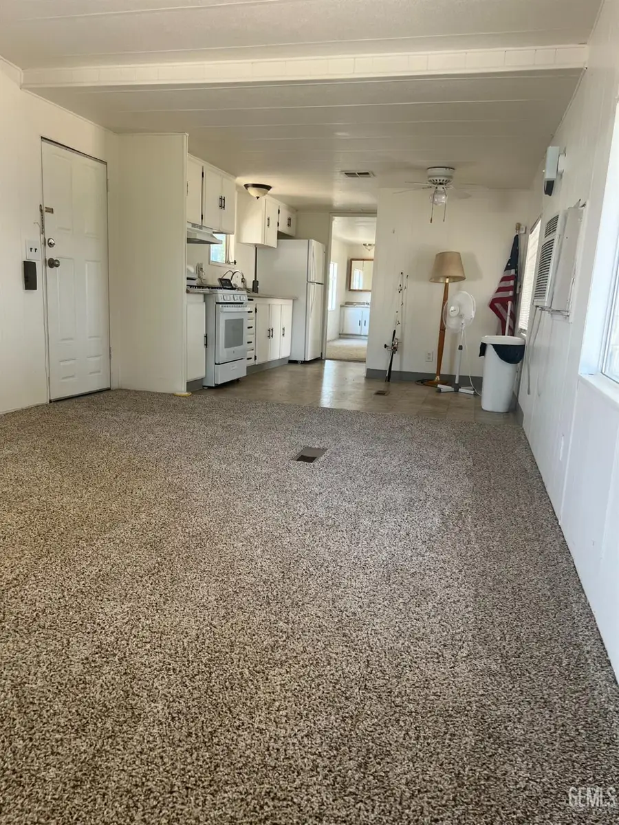 27 TEE LANE, Bakersfield, CA 93308 - #3