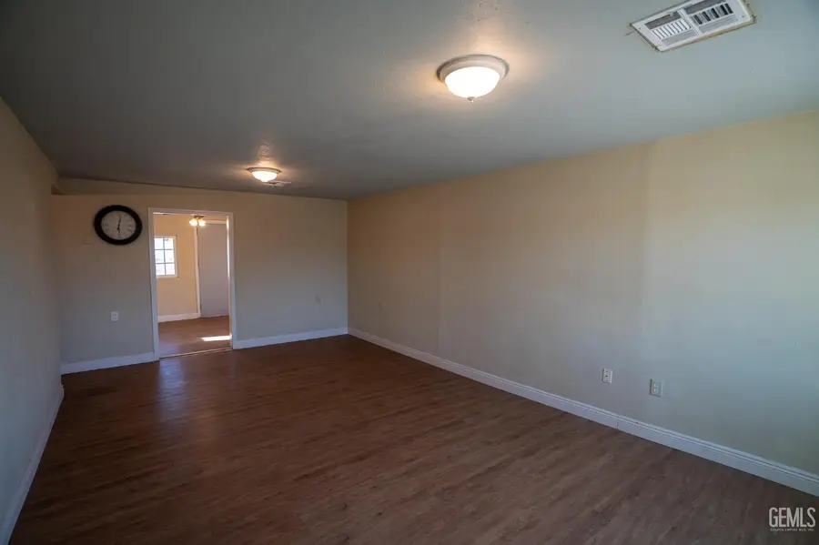323 BIRCH STREET, Taft, CA 93268 - #3