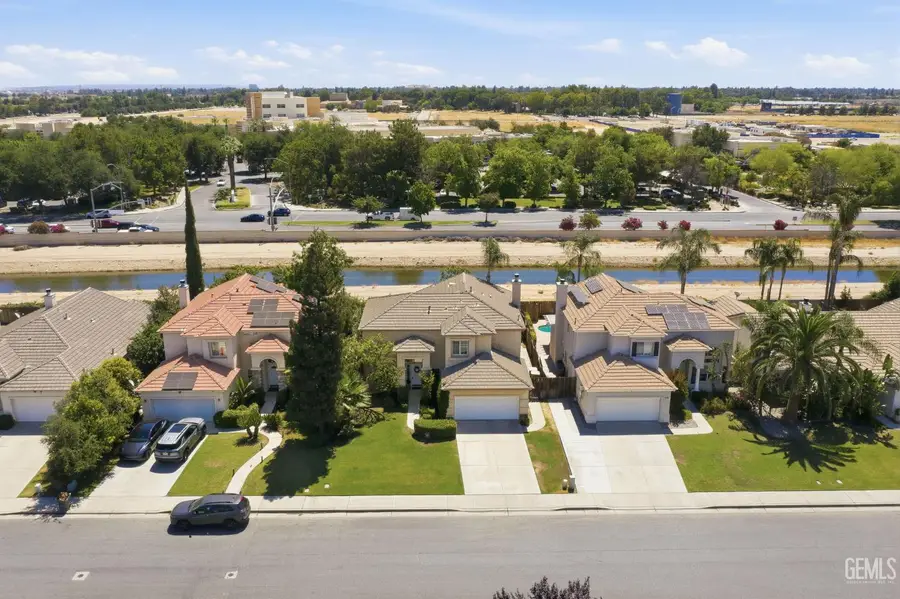 412 LEWISHAM STREET, Bakersfield, CA 93311 - #2