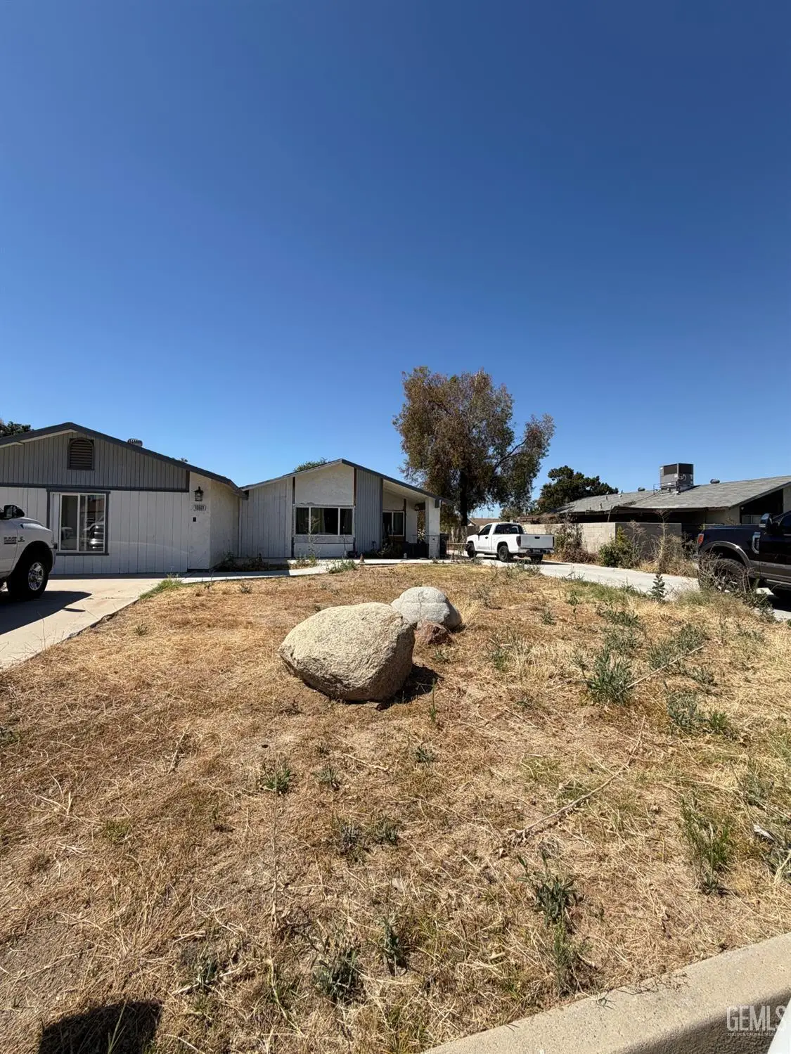 10601 MICHELE AVENUE, Bakersfield, CA 93312 - #1