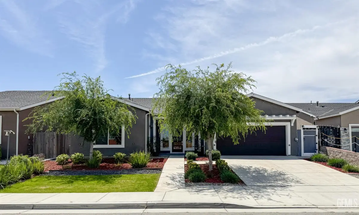 5913 HAWTHORN TREE LANE, Bakersfield, CA 93313 - #1