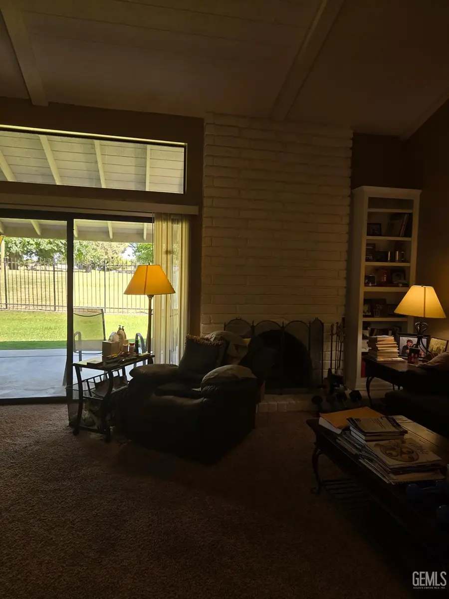 5900 KIRKSIDE DRIVE #E, Bakersfield, CA 93309 - #3
