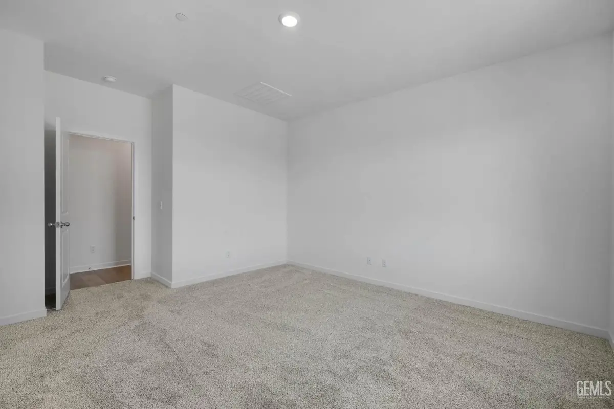 4918 BEAVERHEAD AVENUE, Bakersfield, CA 93306 - #1