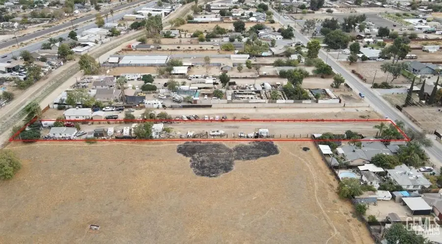 4024 DEACON AVENUE, Bakersfield, CA 93307 - #3
