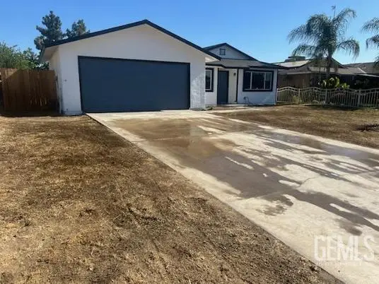 1112 VALENCIA AVENUE, Delano, CA 93215 - #2