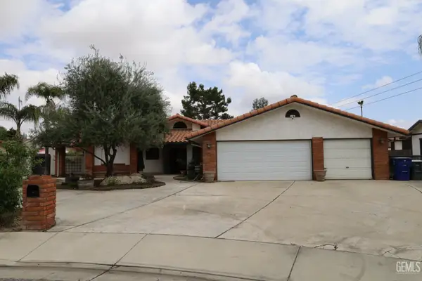 5705 MEDIO LUNA AVENUE, Bakersfield, CA 93306