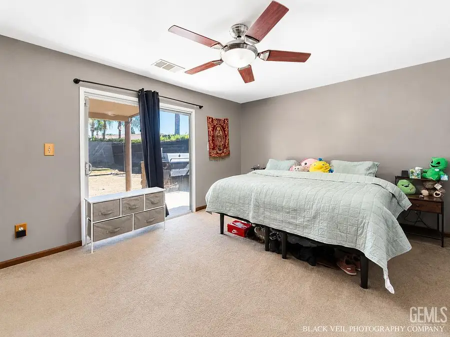 10018 GRAND VIEW SUMMIT DRIVE, Bakersfield, CA 93311 - #3