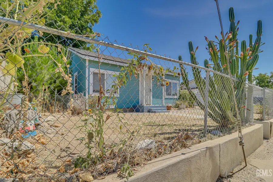 418 EL TEJON AVENUE, Bakersfield, CA 93308 - #3