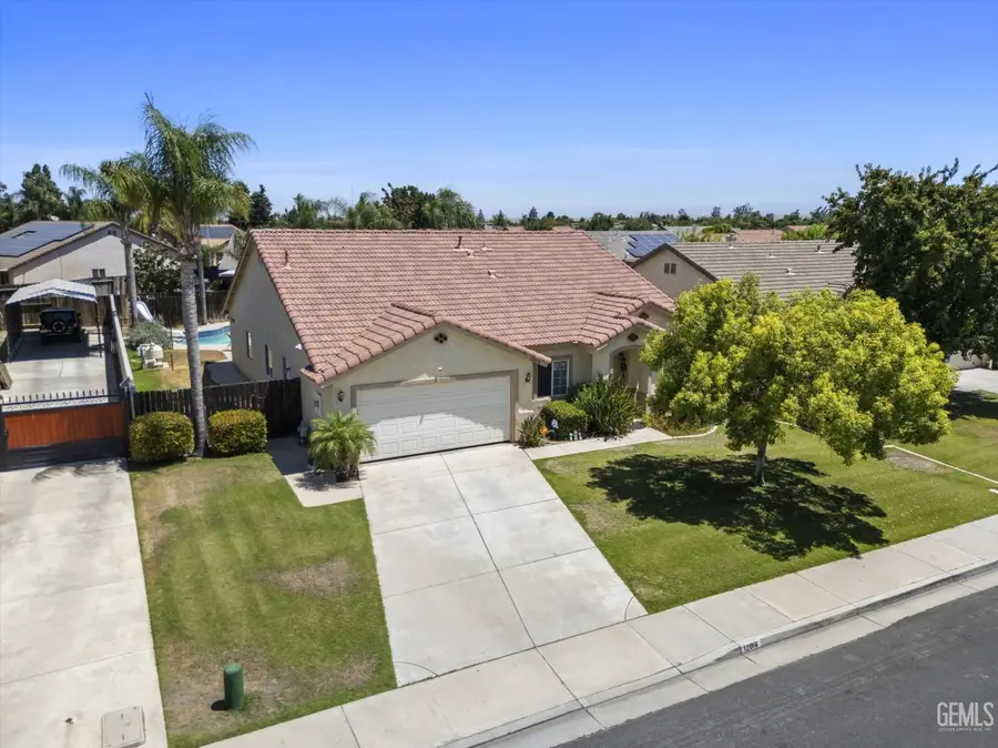 12016 CEDAR BLUFF AVENUE, Bakersfield, CA 93312 - #3