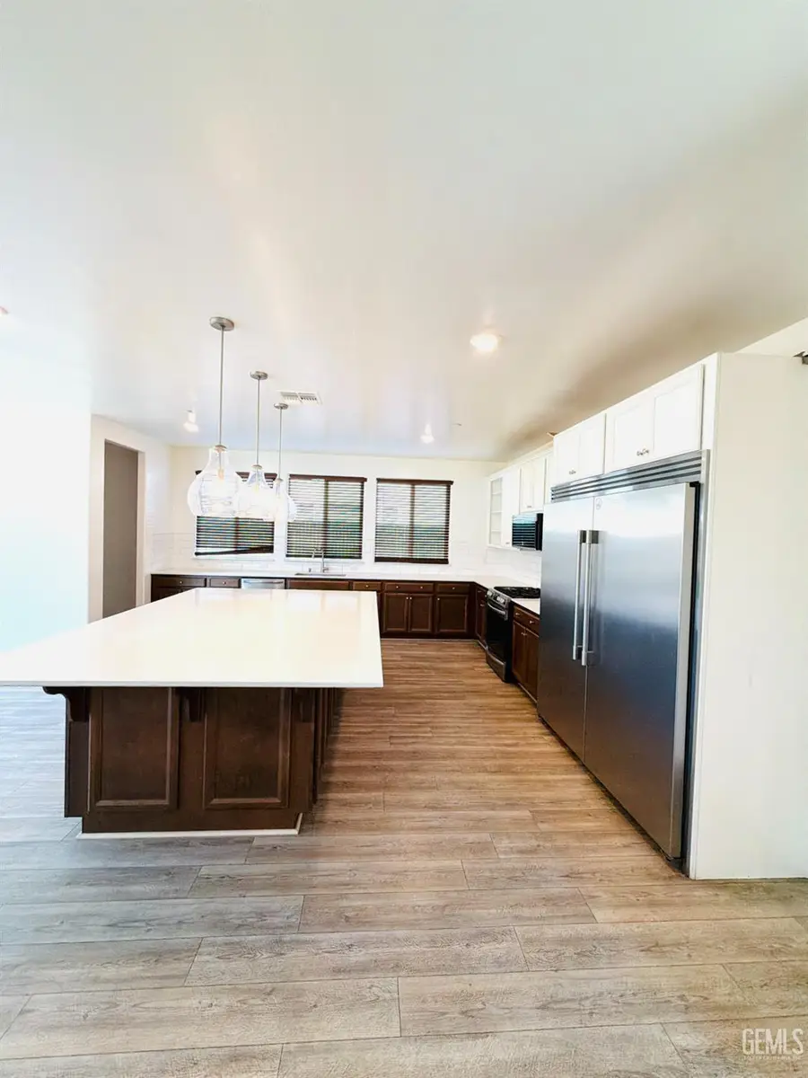 6510 THUNDER TRAIL DRIVE, Bakersfield, CA 93313 - #3