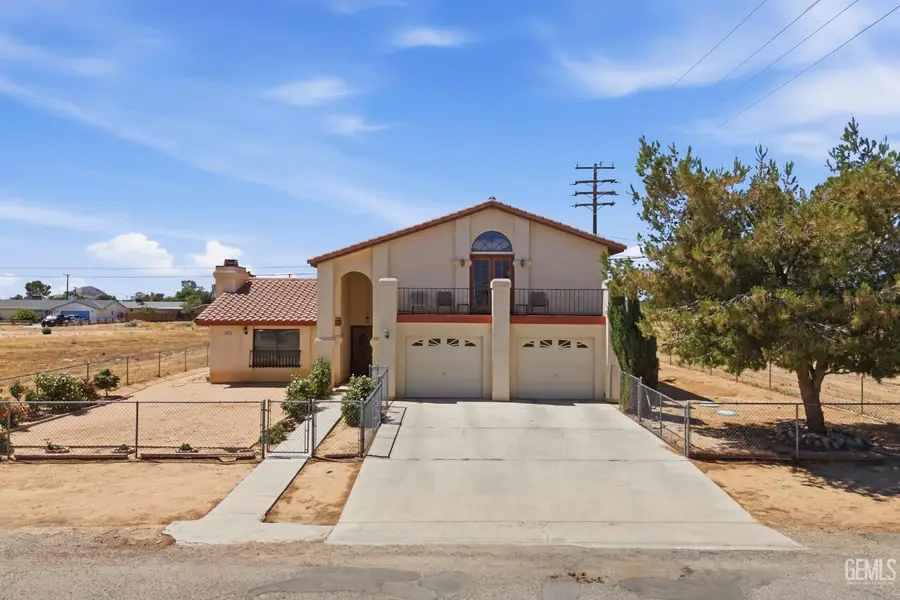8940 FUCHSIA AVENUE, California City, CA 93505 - #2