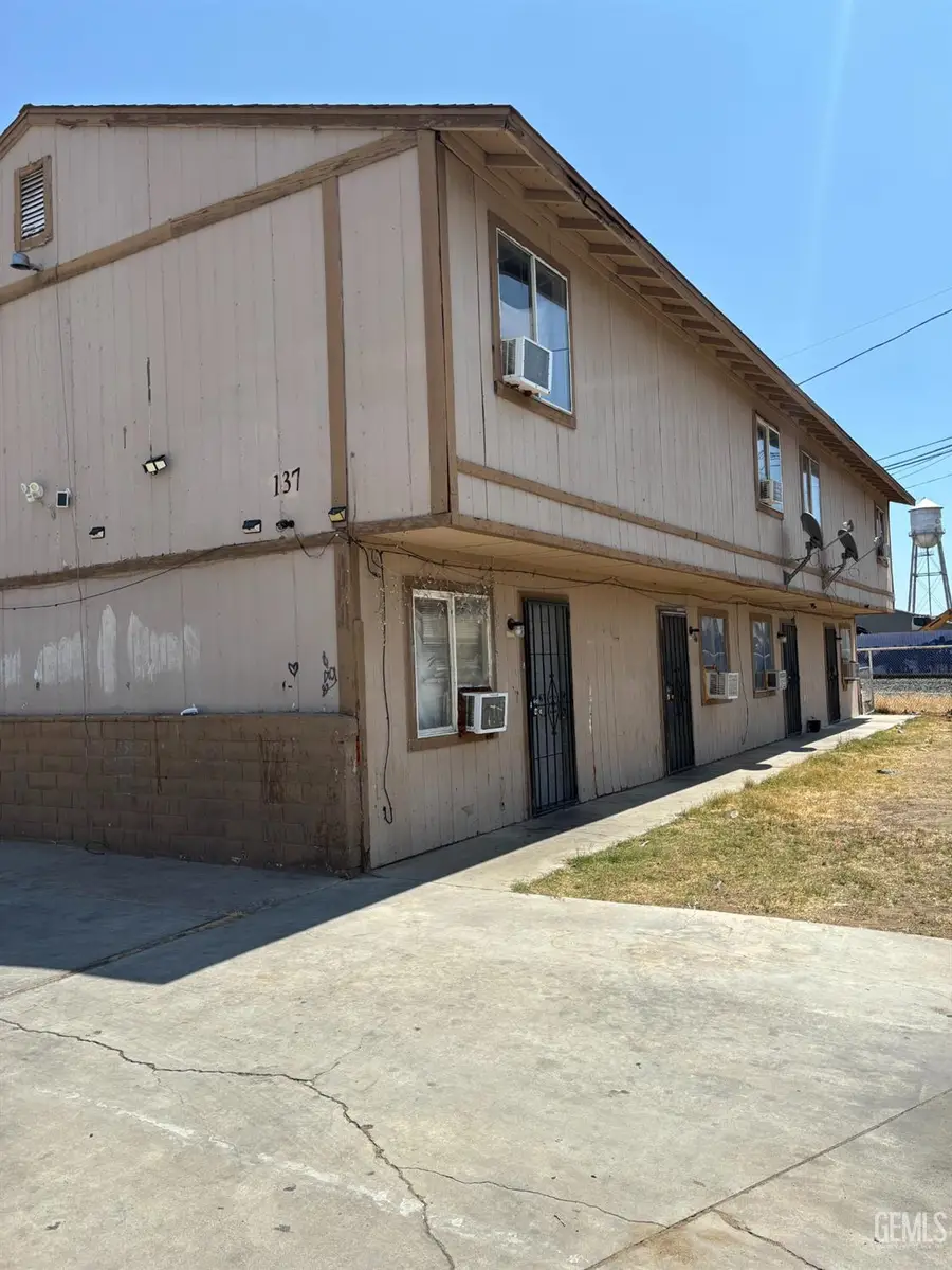 137 DR MARTIN L KING JR BOULEVARD, Bakersfield, CA 93307 - #2