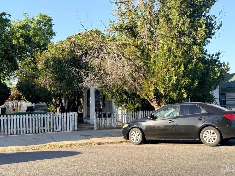 614 SAN EMIDIO STREET, Taft, CA 93268 - #2