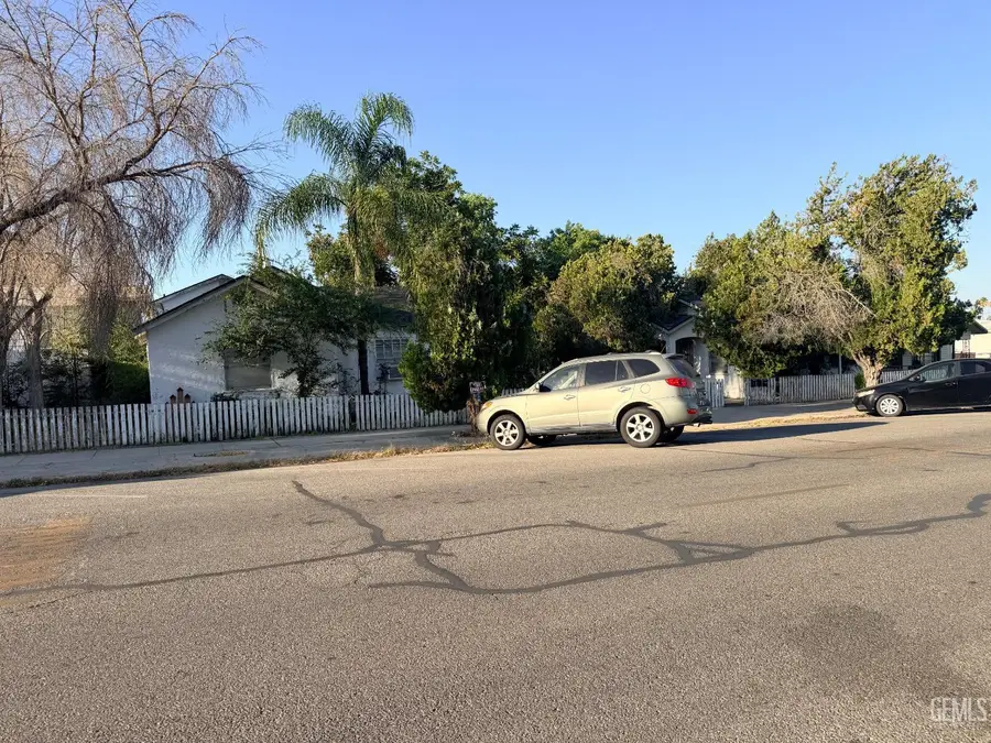 614 SAN EMIDIO STREET, Taft, CA 93268 - #3