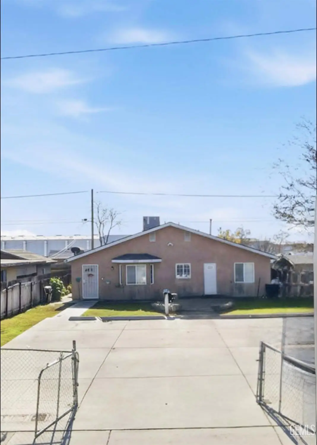 1909 PADRE ST., Bakersfield, CA 93307 - #1