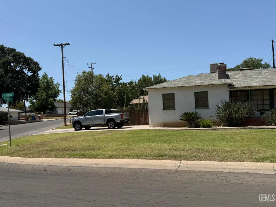 2500 LOMA LINDA DRIVE, Bakersfield, CA 93305 - #2
