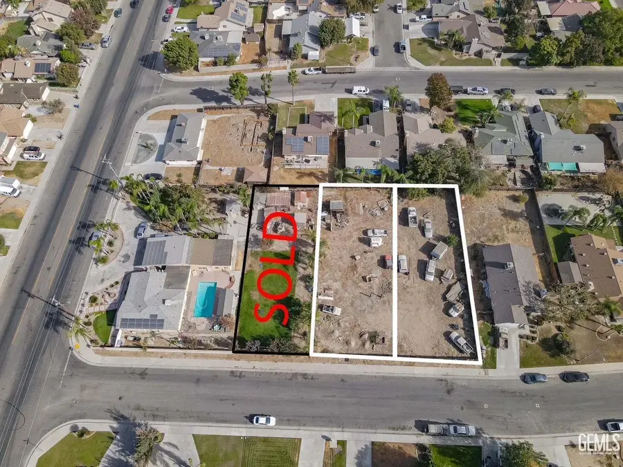 5712 OSBORNE ST., Bakersfield, CA 93307 - #2