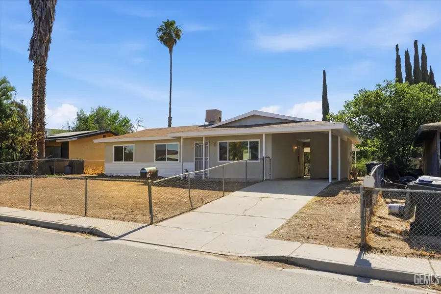 613 ZINNIA STREET, Bakersfield, CA 93307 - #2