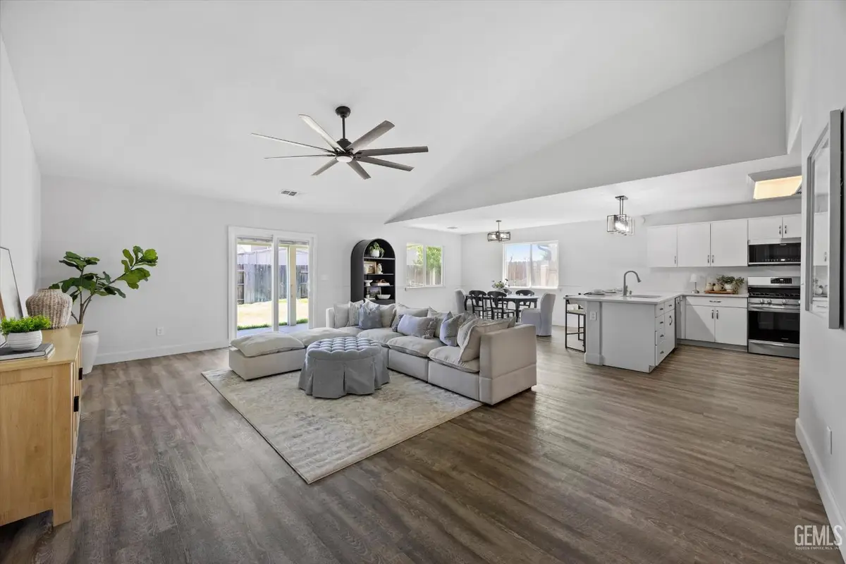 11401 ERESMA DRIVE, Bakersfield, CA 93311 - #1