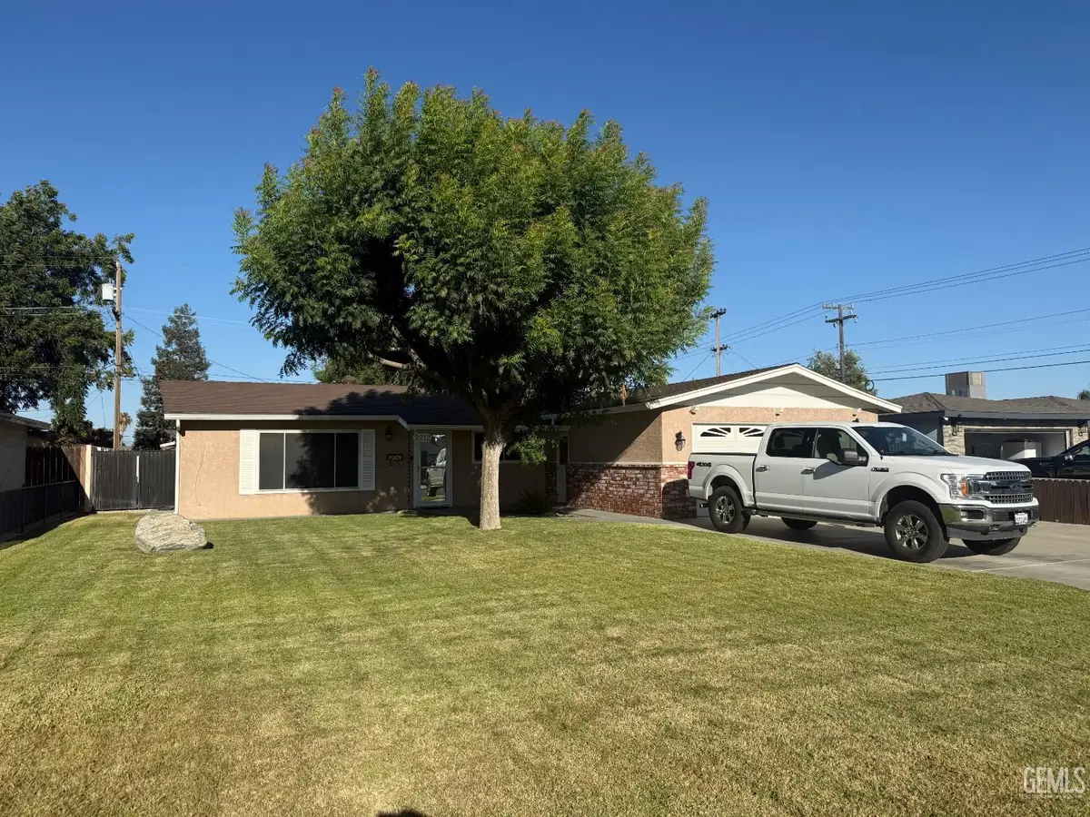 3212 EARNEST COURT, Bakersfield, CA 93304 - #1