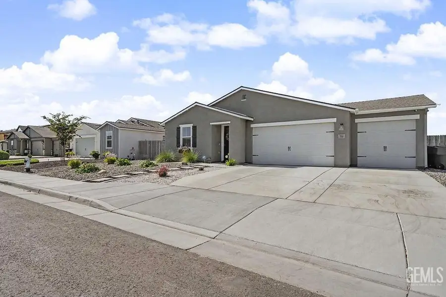 7717 RIDGE FOREST DRIVE, Bakersfield, CA 93313 - #3