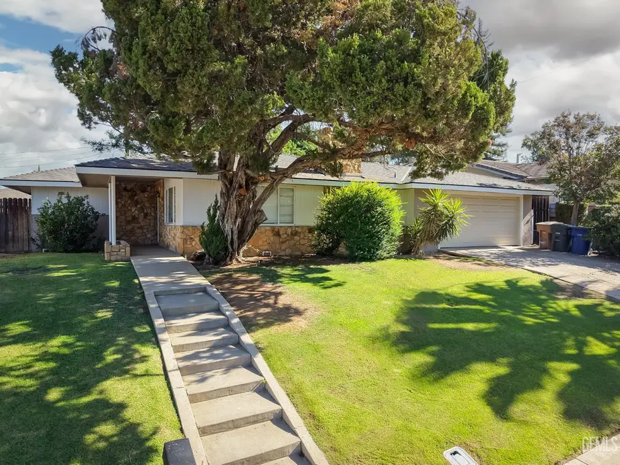 5108 MONTECITO DRIVE, Bakersfield, CA 93306 - #2