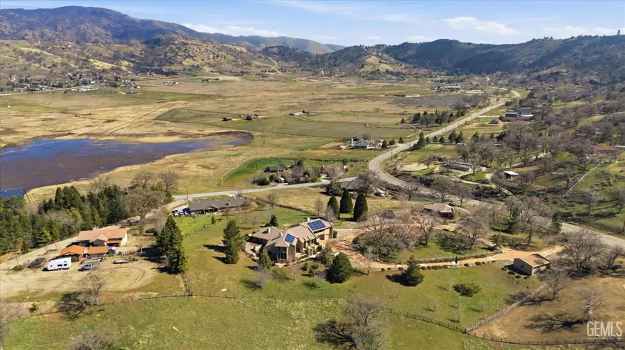 28221 CUMBERLAND ROAD, Tehachapi, CA 93561 - #3