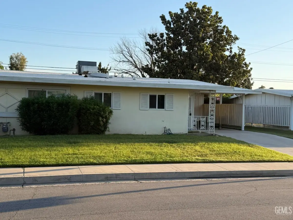 5616 SUNDALE AVENUE, Bakersfield, CA 93309 - #1