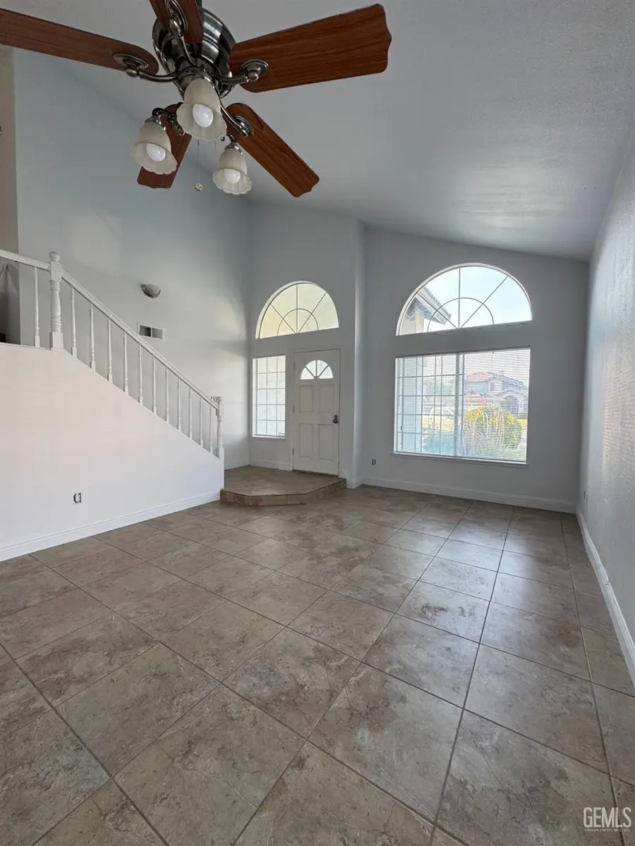 9012 CAYMUS COURT, Bakersfield, CA 93312 - #3