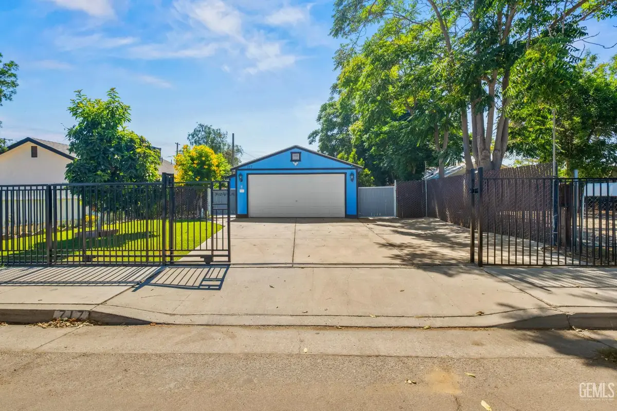 0 717 IRIS ST., Bakersfield, CA 93308 - #1