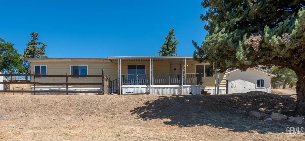 1195 ARABIAN DRIVE, Tehachapi, CA 93561 - #1