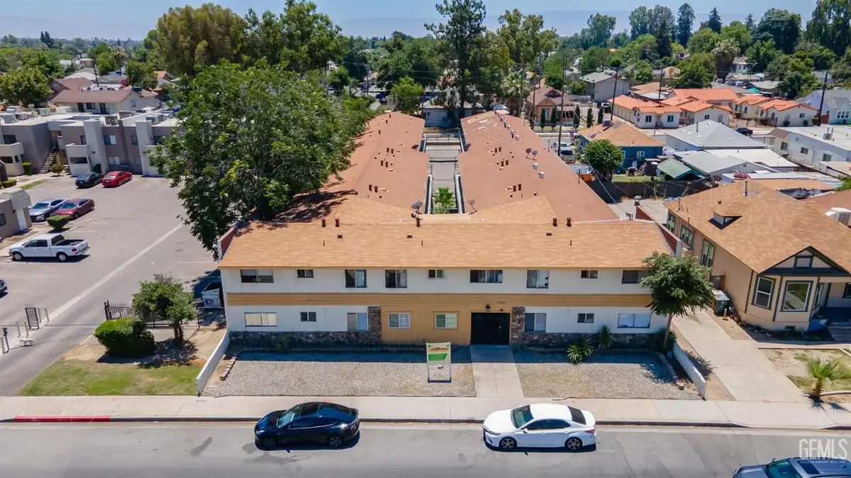 1905 CALIFORNIA AVENUE, Bakersfield, CA 93304 - #1