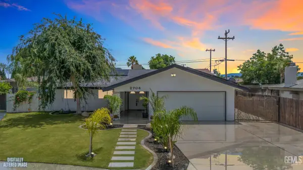2704 DAKEN STREET, Bakersfield, CA 93309