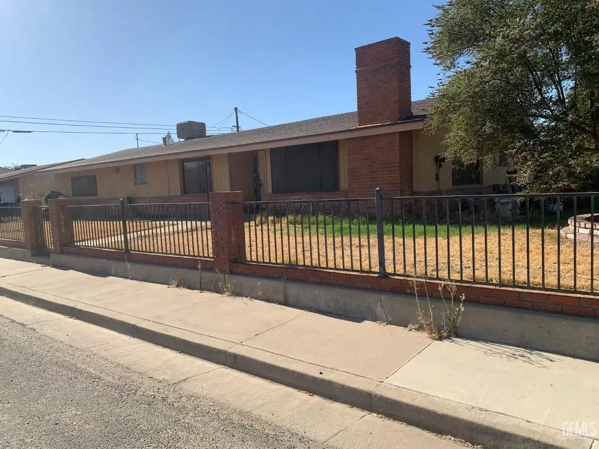 15990 HEATHER AVENUE, Ivanhoe, CA 93235 - #1