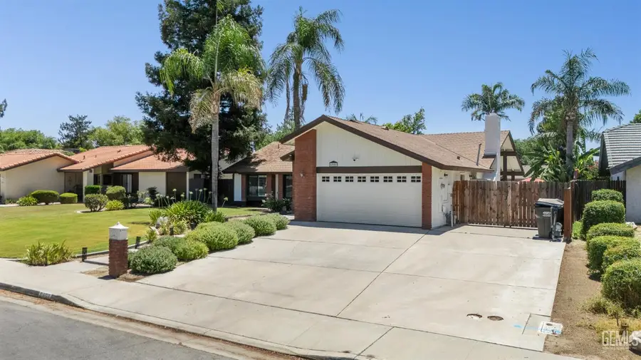 6901 INWOOD DR, Bakersfield, CA 93309 - #2
