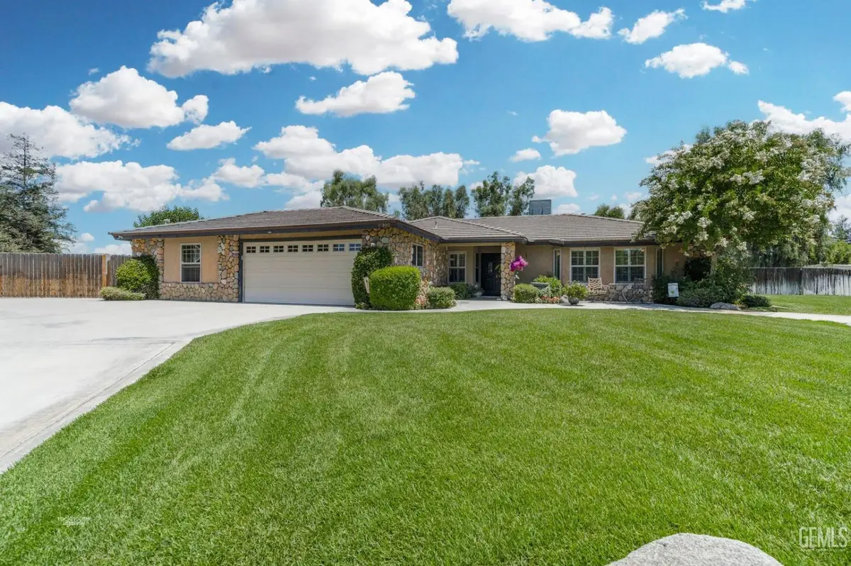 15800 MANON DRIVE, Bakersfield, CA 93314 - #1