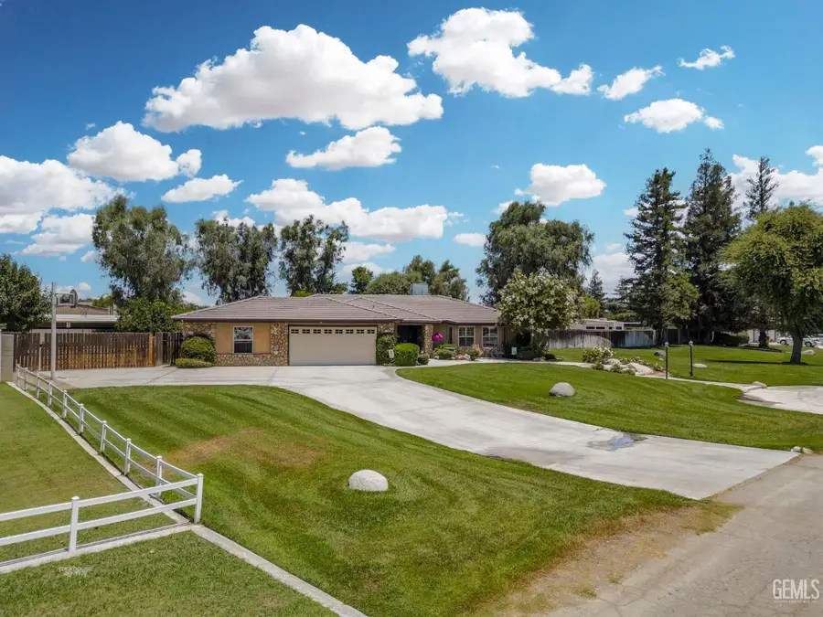 15800 MANON DRIVE, Bakersfield, CA 93314 - #3