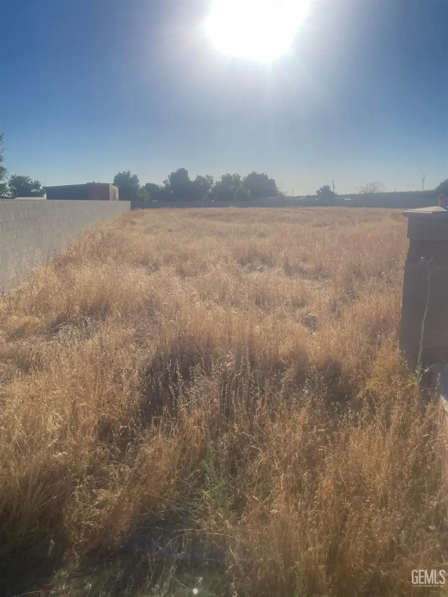 0 NOBLE, Bakersfield, CA 93314 - #3