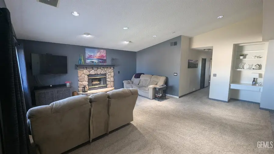 929 S YORKTOWN STREET, Ridgecrest, CA 93555 - #3