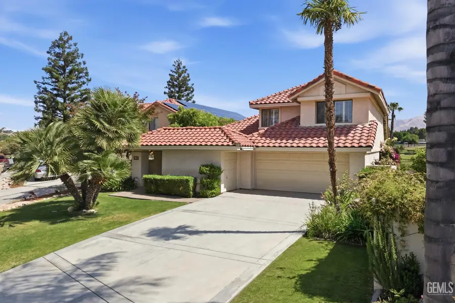 5517 MUIRFIELD DRIVE, Bakersfield, CA 93306 - #3