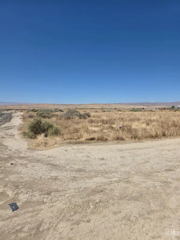 28143 MUSTANG AVENUE, Taft, CA 93268