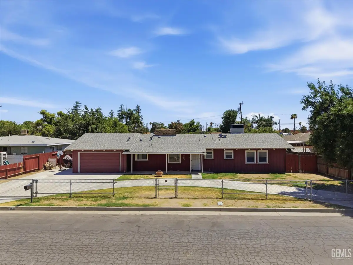 2535 LA FRANCE DRIVE, Bakersfield, CA 93304 - #1