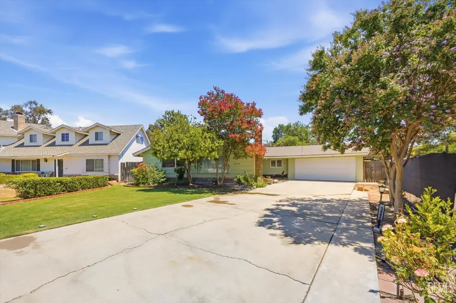 3999 MARELLA WAY, Bakersfield, CA 93309 - #2