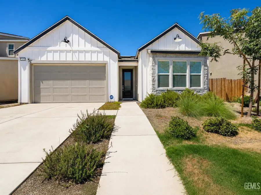 7436 MUSA GROVE AVENUE, Bakersfield, CA 93313 - #3