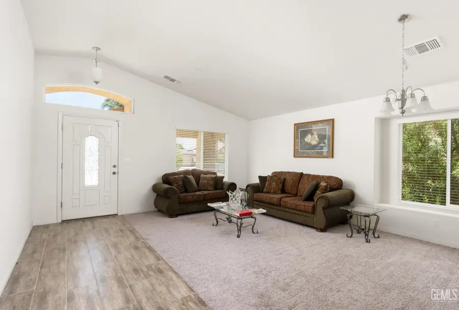 9808 SNOWDON AVENUE, Bakersfield, CA 93311 - #3
