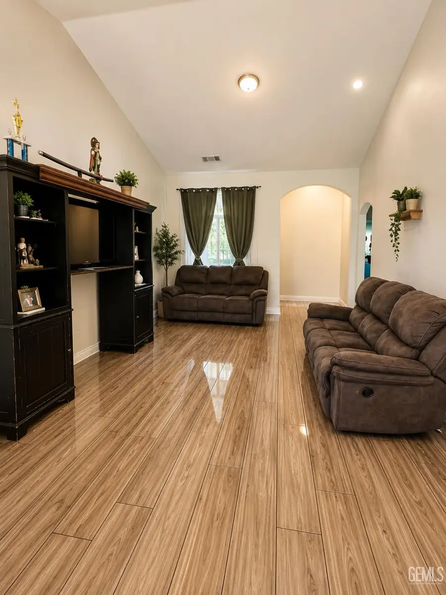 5214 BAJA DRIVE, Bakersfield, CA 93307 - #3