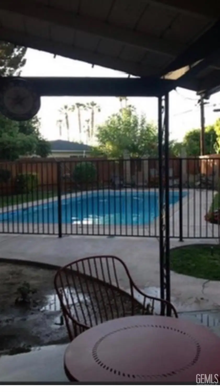 1701 CROMWELL COURT, Bakersfield, CA 93304 - #2