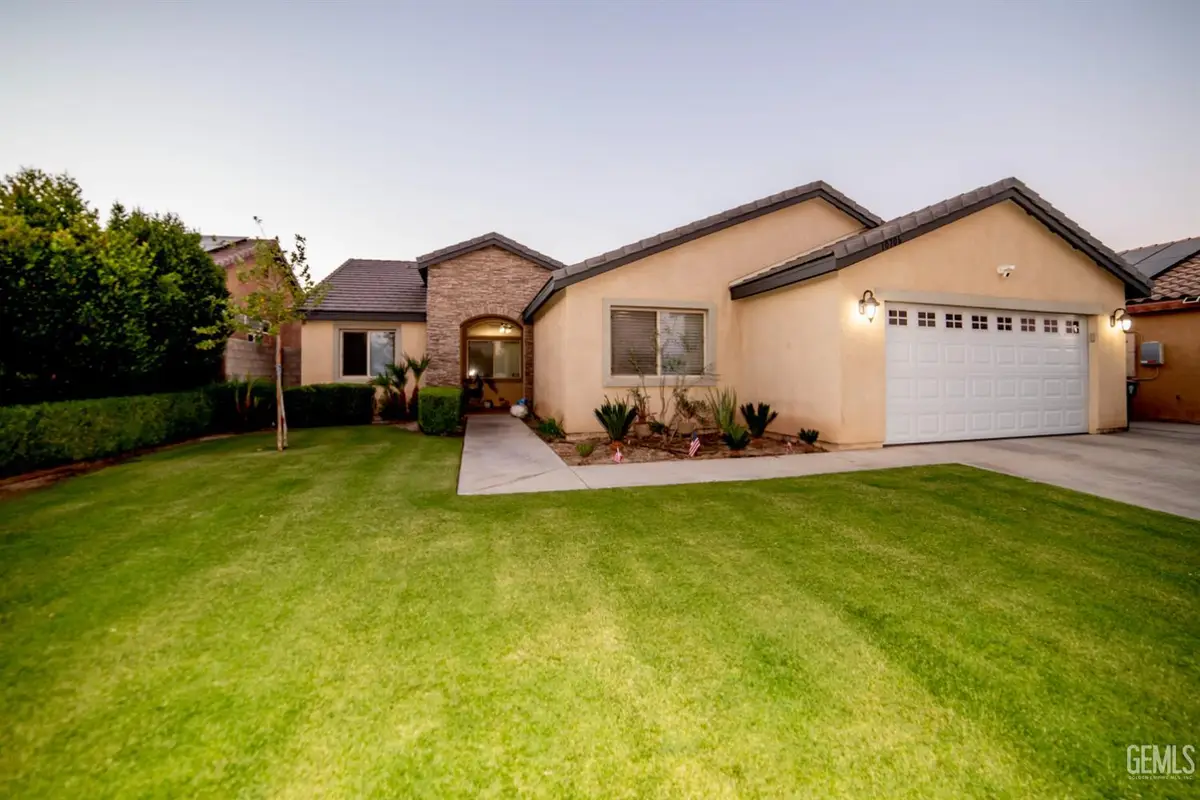 10706 MONTEMAR DRIVE, Bakersfield, CA 93311 - #1