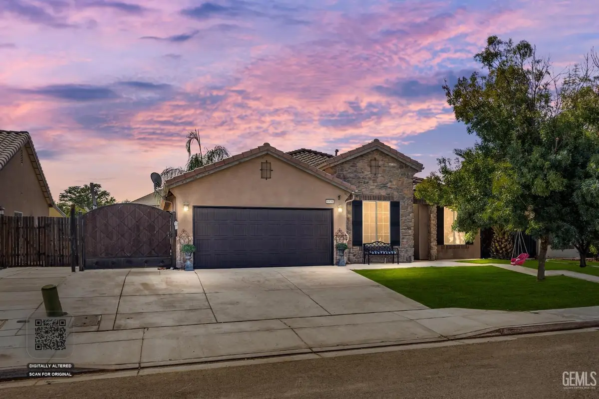 9508 WAREHAM DRIVE, Bakersfield, CA 93313 - #1